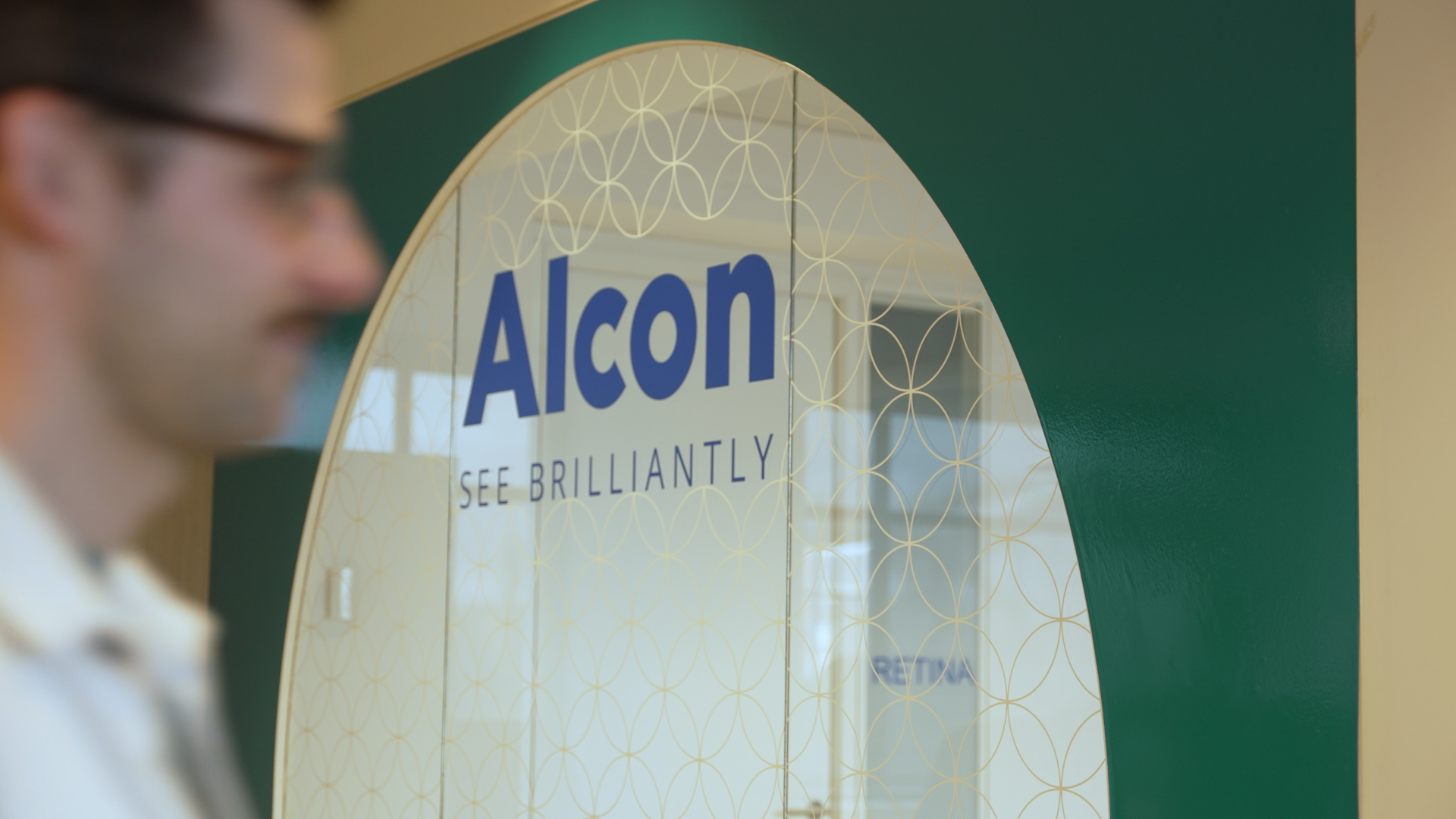 Alcon